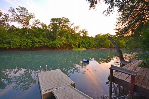 Maverick'S River Haus Home image 5